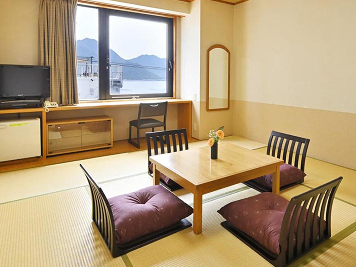 Miyajima Coral Hotel Hatsukaichi Exterior foto