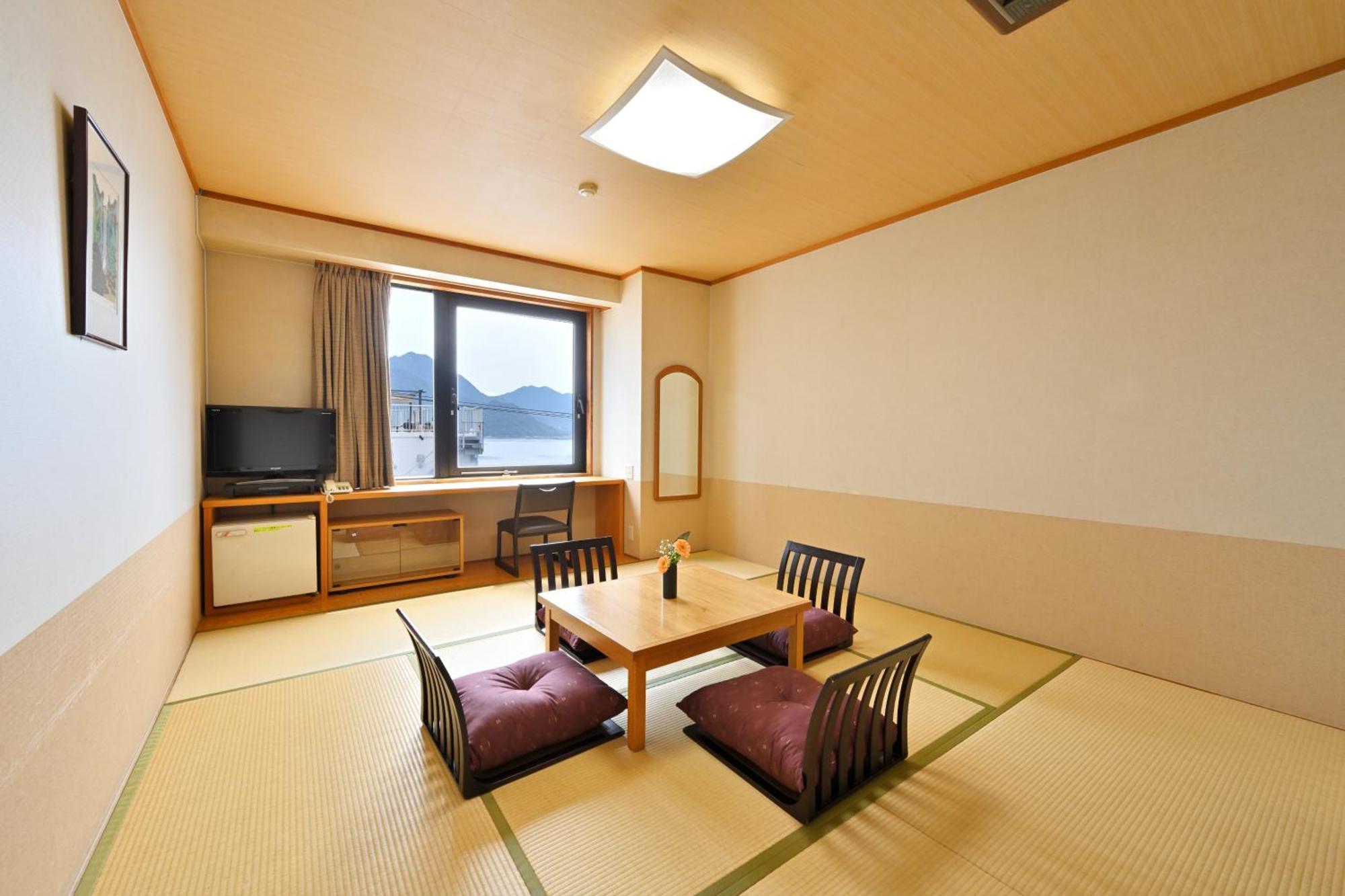 Miyajima Coral Hotel Hatsukaichi Exterior foto